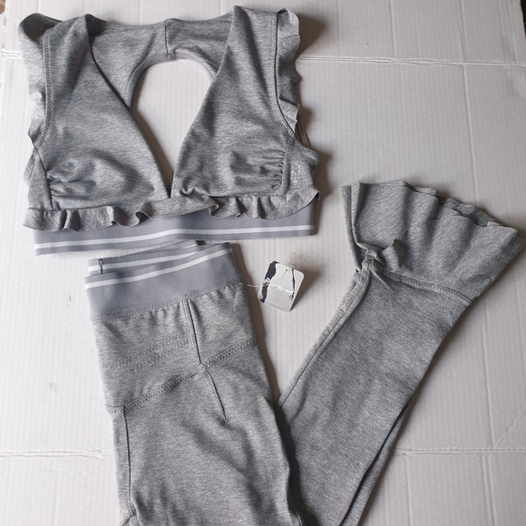 FP Movement Sanctuary Grey Ruffle Matching Active Sports Bra S Crop Leggings XS - Picture 4 of 16